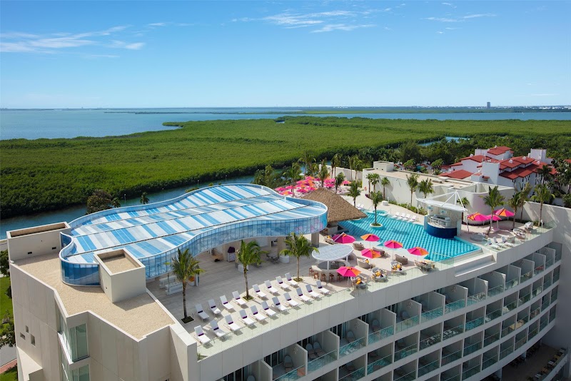 Breathless Cancun Soul Resort and Spa