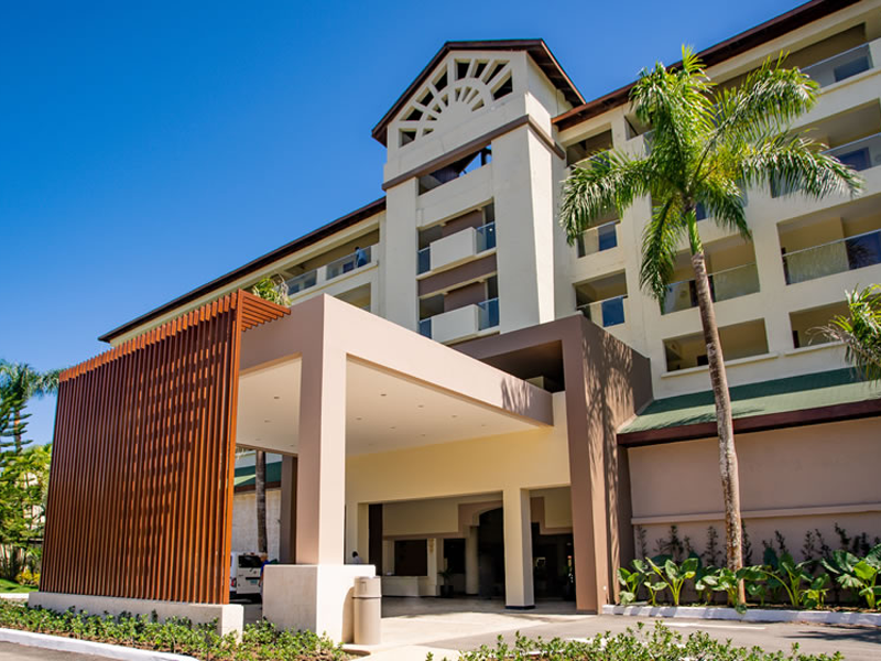 Coral Costa Caribe Resort