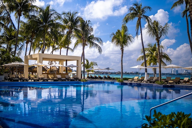 Dreams Sands Cancun Resort and Spa