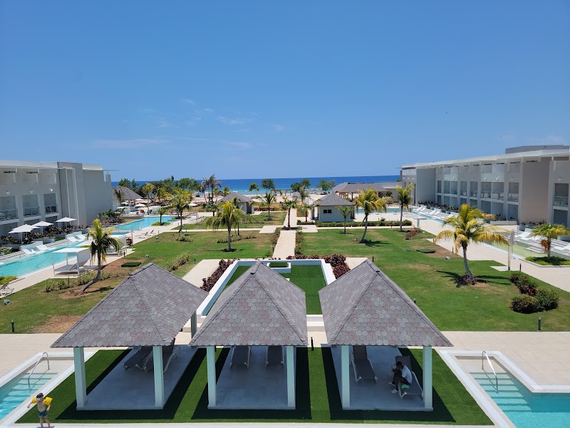 Melia Trinidad Peninsula