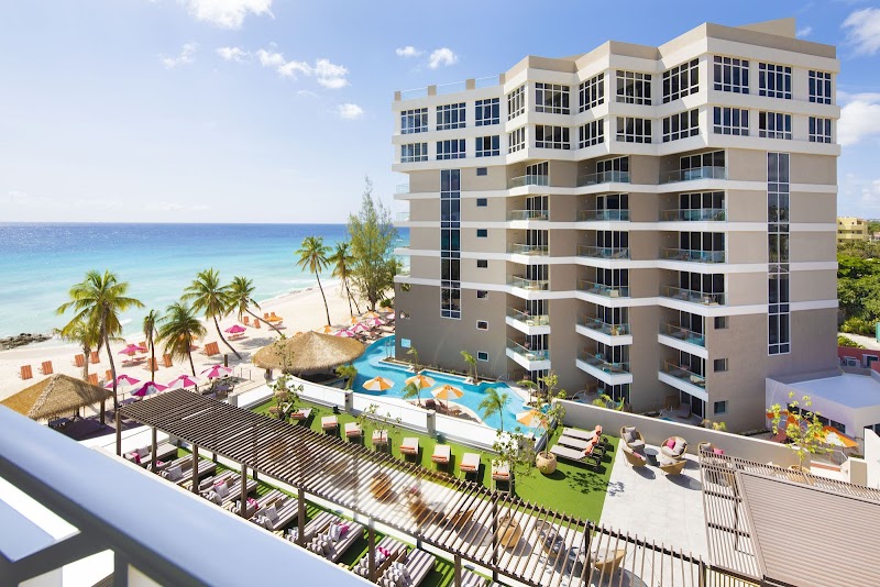 O2 Beach Club and Spa
