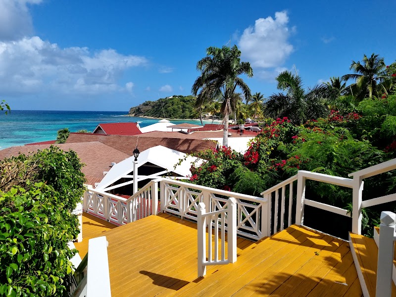 Pineapple Beach Club