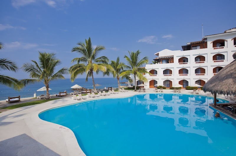 Plaza Pelicanos Club Beach Resort